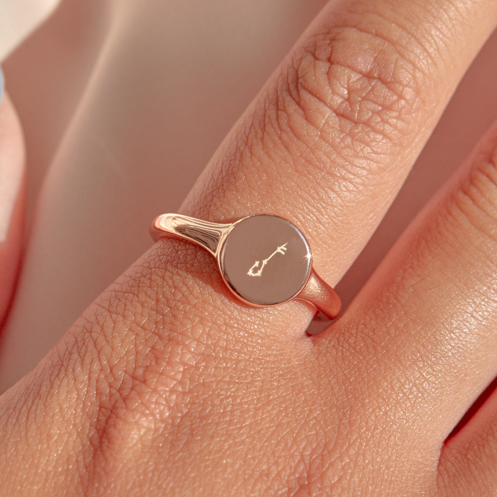 Engravable signet store ring pura vida