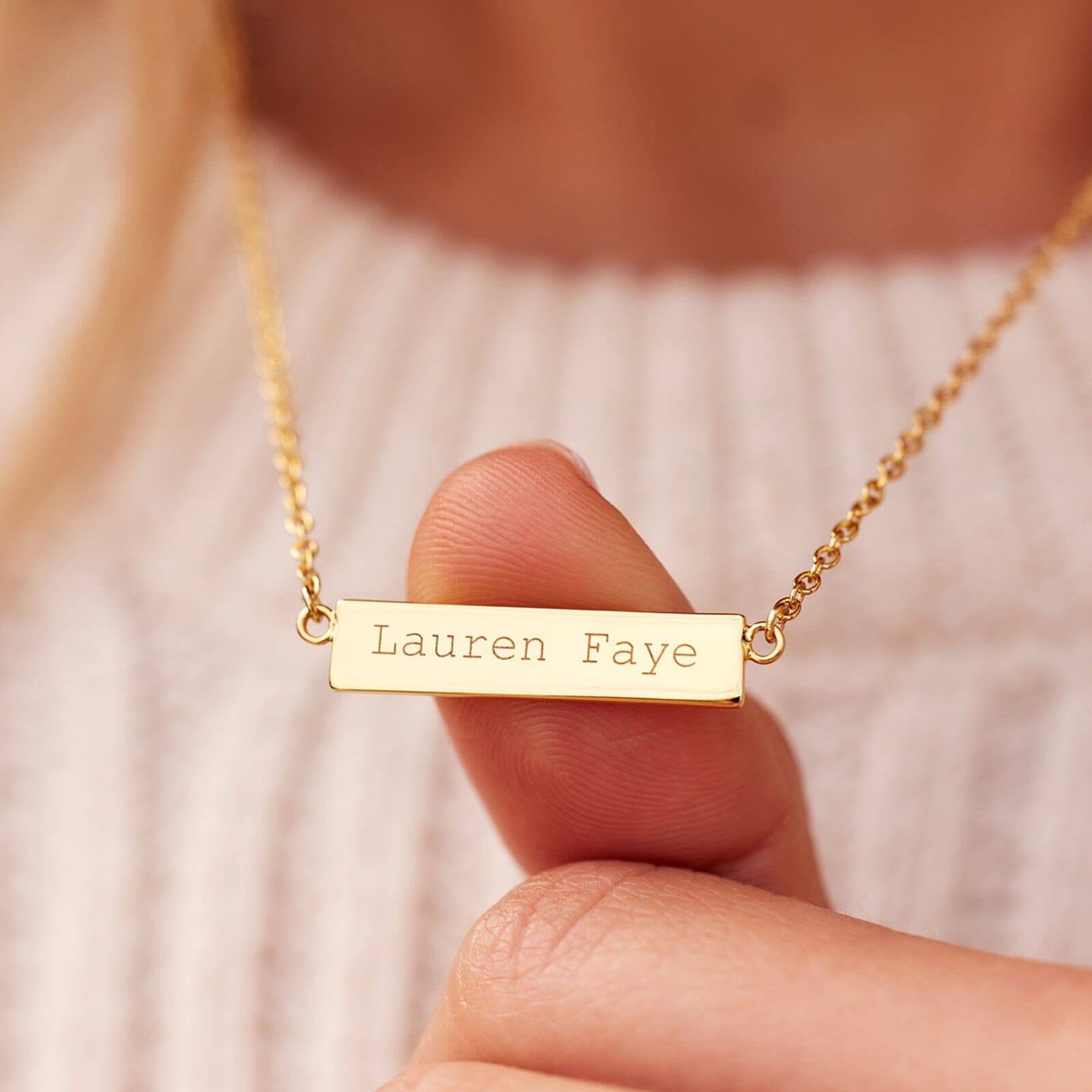 Name bar hot sale necklace gold