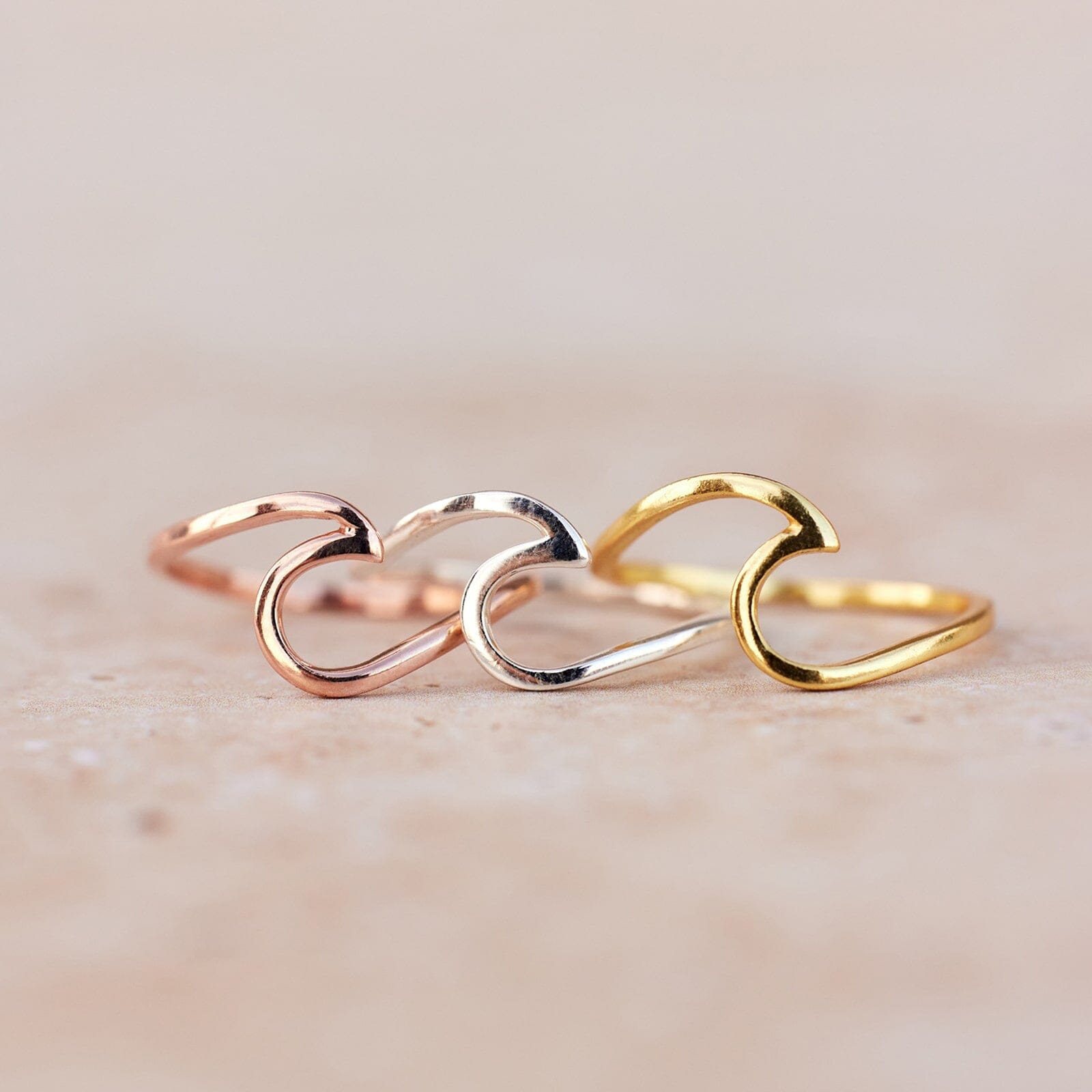 Pura vida wave sales ring rose gold