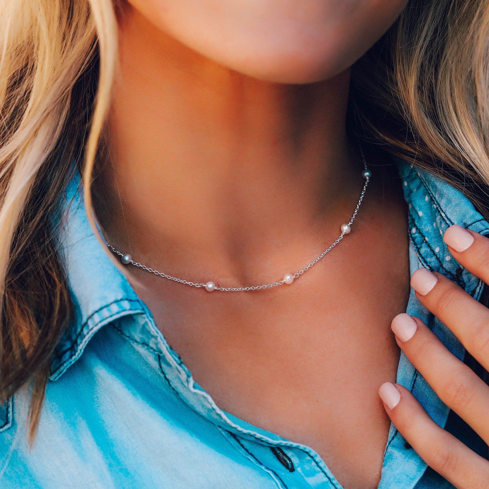 Pura vida shop pearl necklace